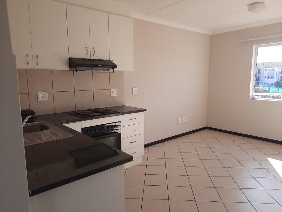 To Let 2 Bedroom Property for Rent in Buh Rein Estate Western Cape